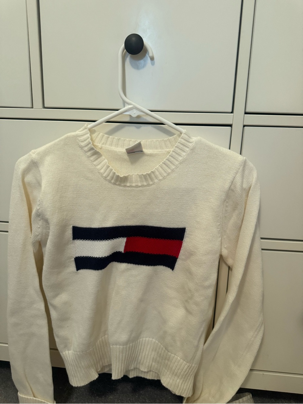 Tommy Hilfiger Cream Crewneck Sweater with Navy and Red Flag Stripe